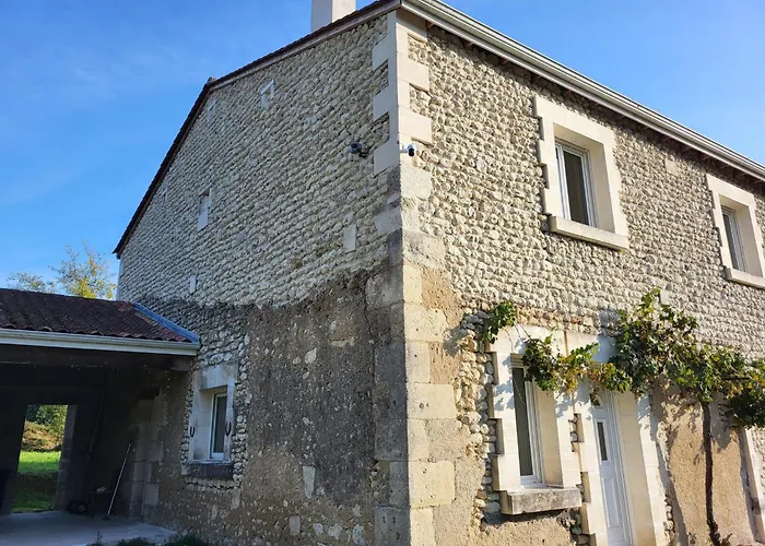 Maison Des Prairies Bonnes (Charente)